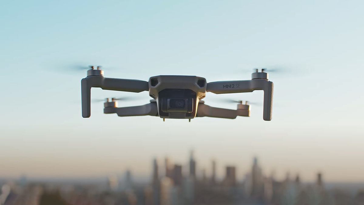 How to choose a drone with a camera in 2025: Tips